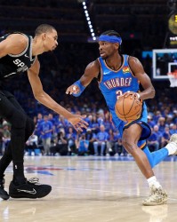 模拟器-抢七只是开始！美媒3大理由证马刺雷霆将成宿敌：NBA新的门面之争|切特|文班|谢伊·吉尔杰斯-亚历山大|圣安东尼奥马刺队|俄克拉荷马雷霆队_新浪体育_新浪新闻