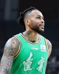 玩法-乌戈上任盘活4将！莫兰德统领内线，付豪效率暴涨，2后卫打成主力