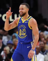 百家乐-库里本赛季命中184记三分，那哈登、杜兰特、詹姆斯呢？|斯蒂芬·库里|詹姆斯·哈登|凯文·杜兰特|伦纳德|投篮_新浪体育_新浪新闻